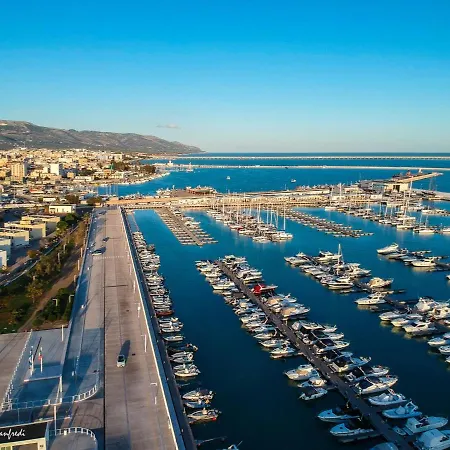 Marina Del Gargano Houseboat * Manfredonia