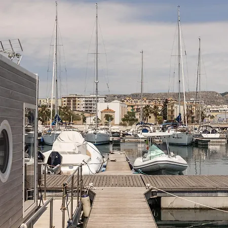 Marina Del Gargano Houseboat Botel Manfredonia